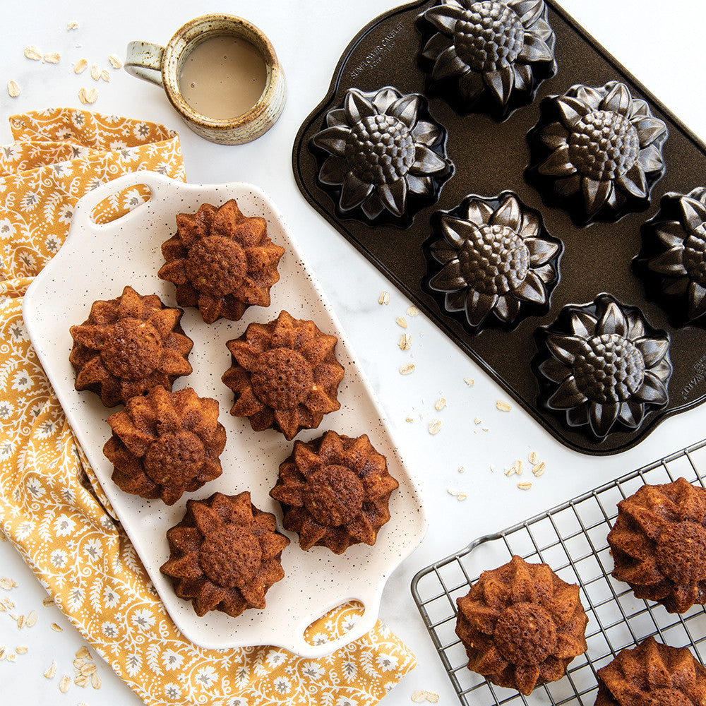 NordicWare Cakelet Pan: Sunflower
