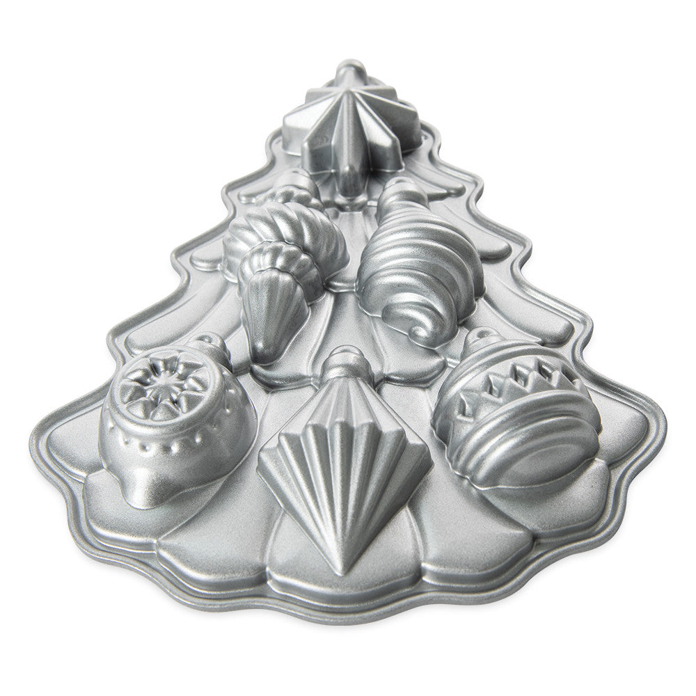 NordicWare Cakelet Pan: Vintage Ornament