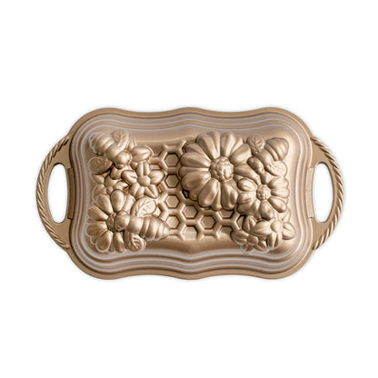 NordicWare Loaf Pan: Honeycomb