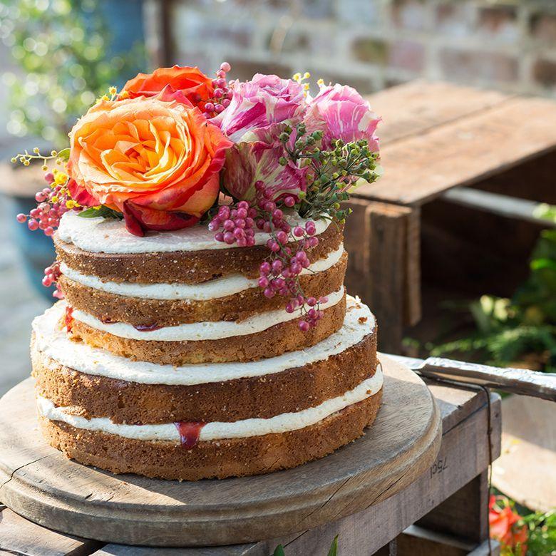 NordicWare Round Cake Pan: 10"