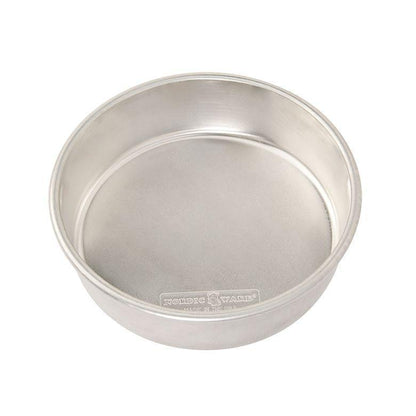 NordicWare Round Cake Pan: 8"