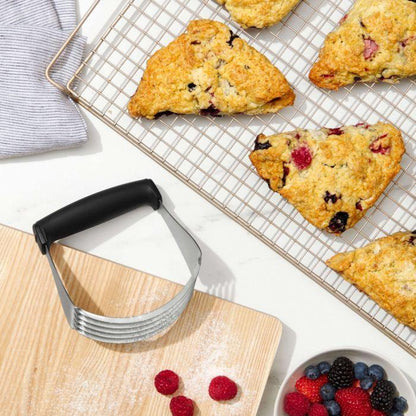 OXO Bladed Dough Blender