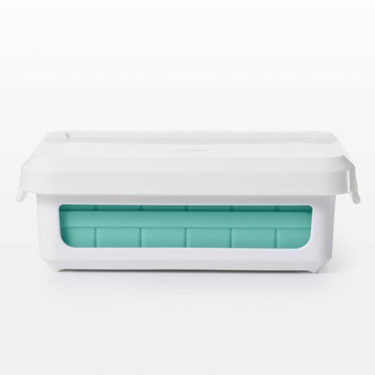 OXO Covered Silicone Ice Cube Tray: Cocktail