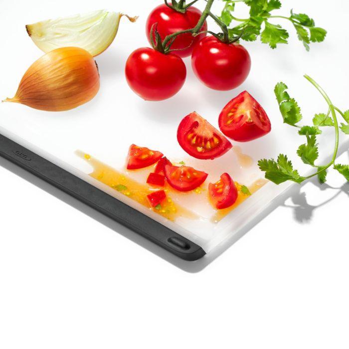 OXO Cutting Board: Carving