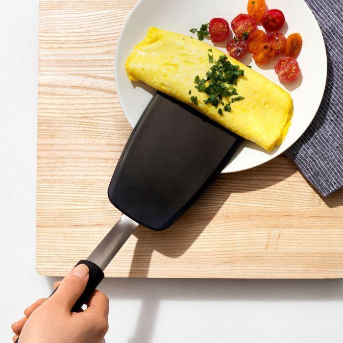 OXO Flexible Turner: Silicone, Large