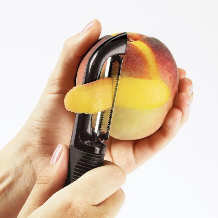 OXO Peeler: Serrated