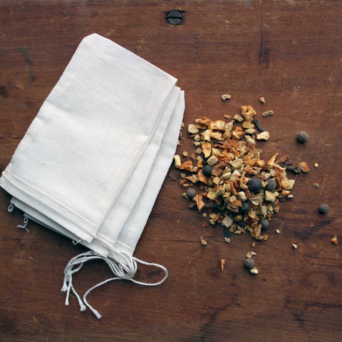 Oliver Pluff & Co Wine Spices Wassail Kit