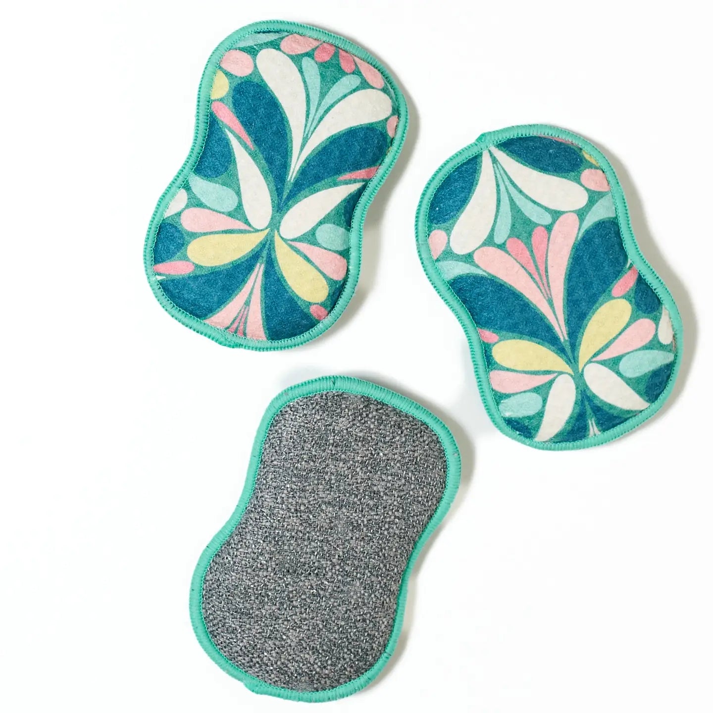 Once Again Home Sponges (Set of 3): RJW Neighbors Wreath