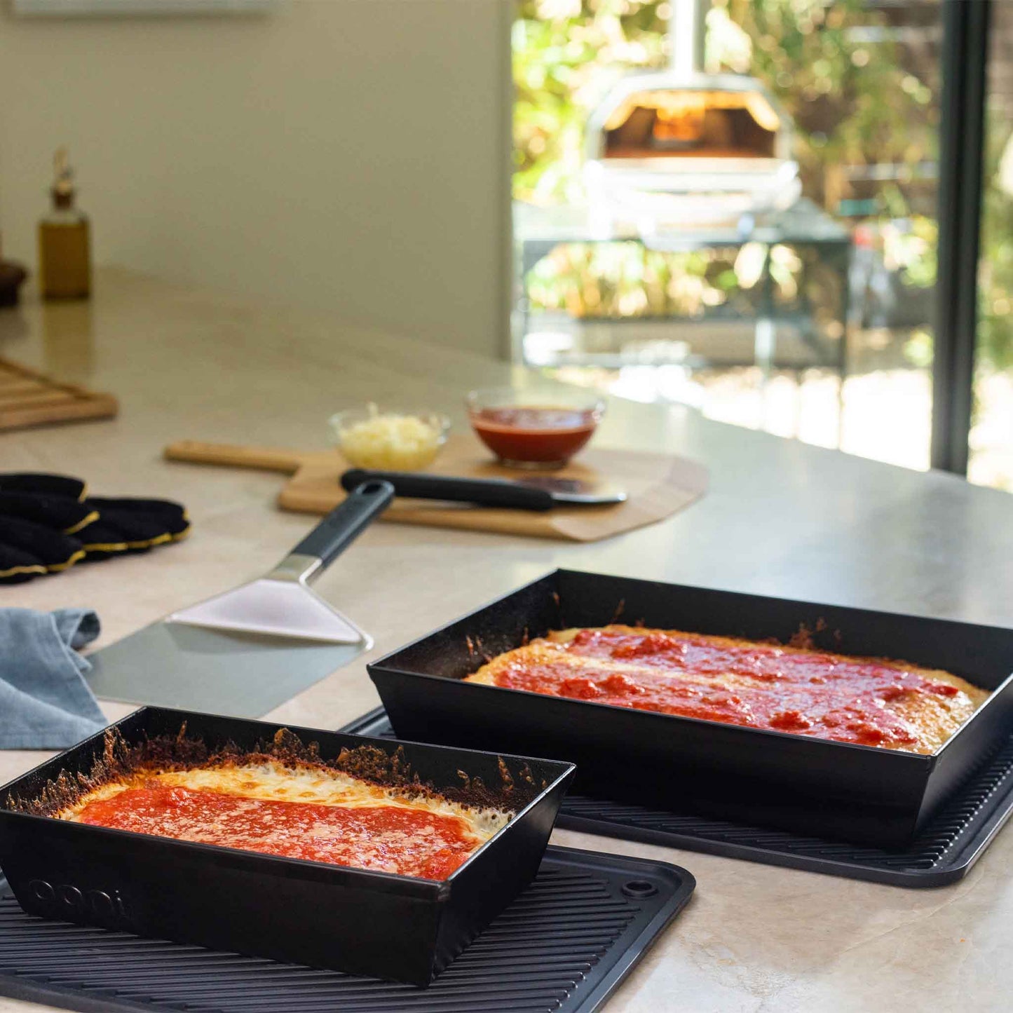 Ooni Silicone Trivet: 11" x 15"