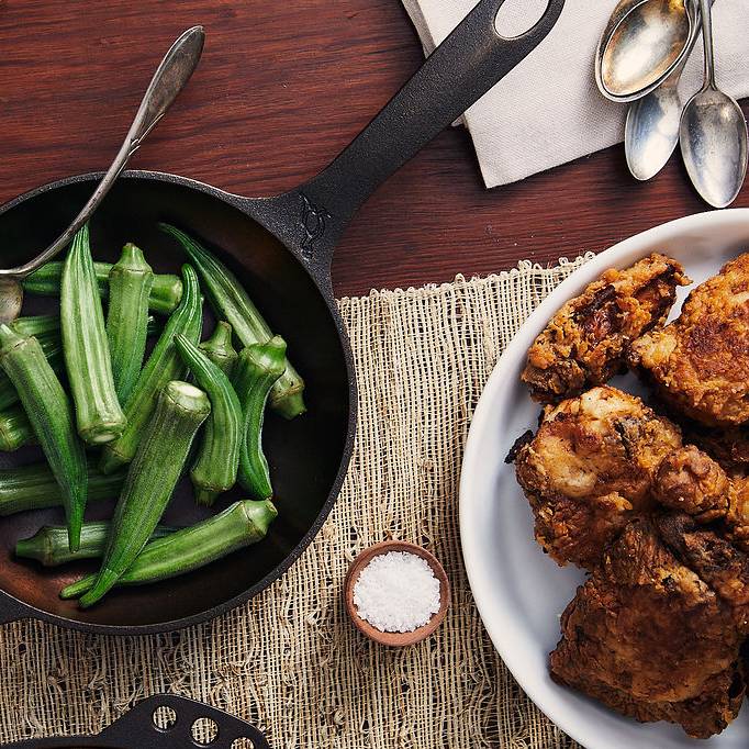 Smithey Ironware Chef's Skillet: #8