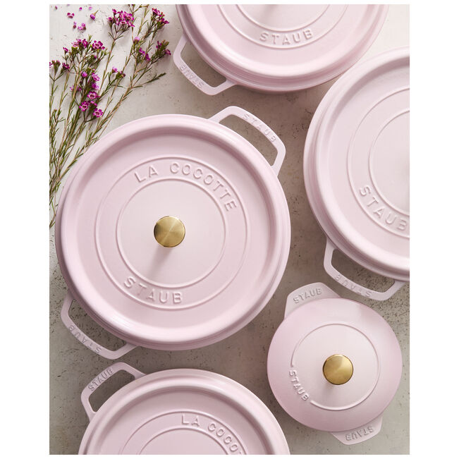 Staub Round Dutch Oven: 4 QT, Peony Pink