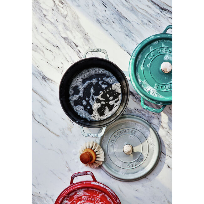 Staub Round Dutch Oven: 4 QT, Turquoise