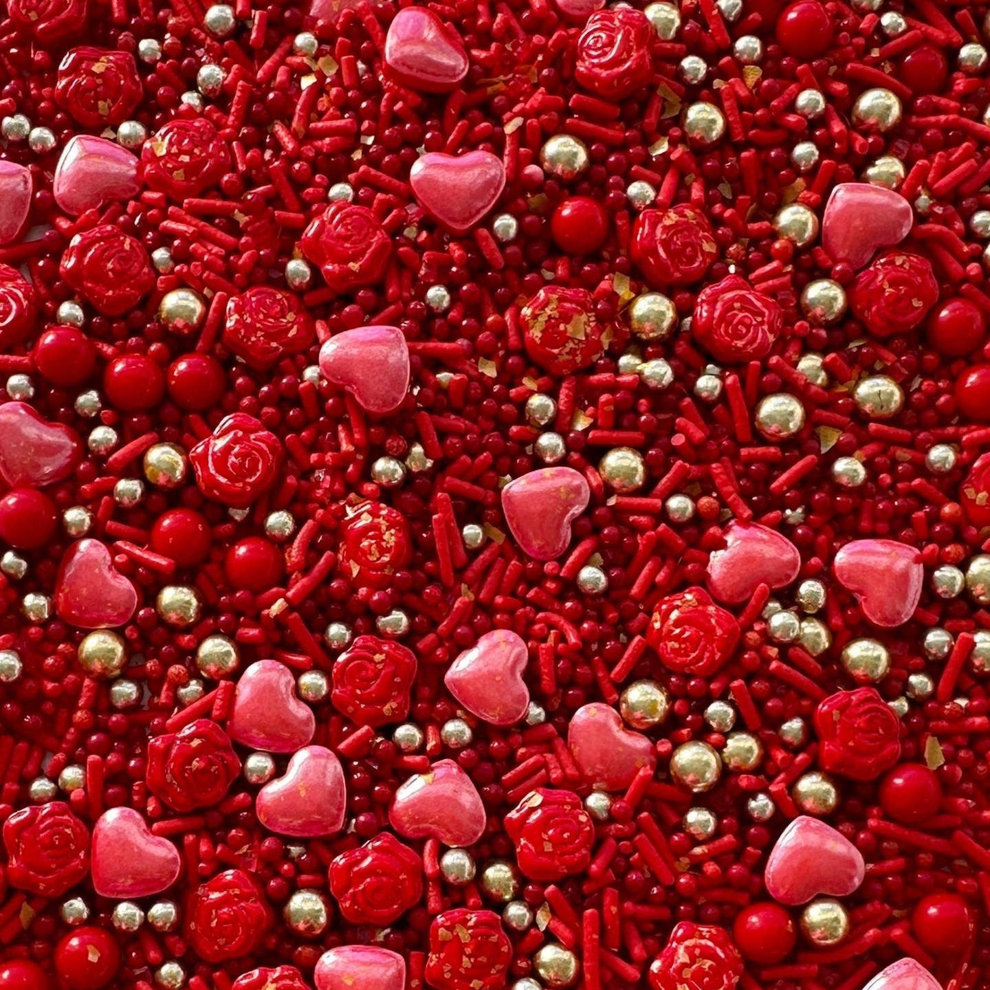 Sweetapolita Roses Are Red Sprinkle Medley