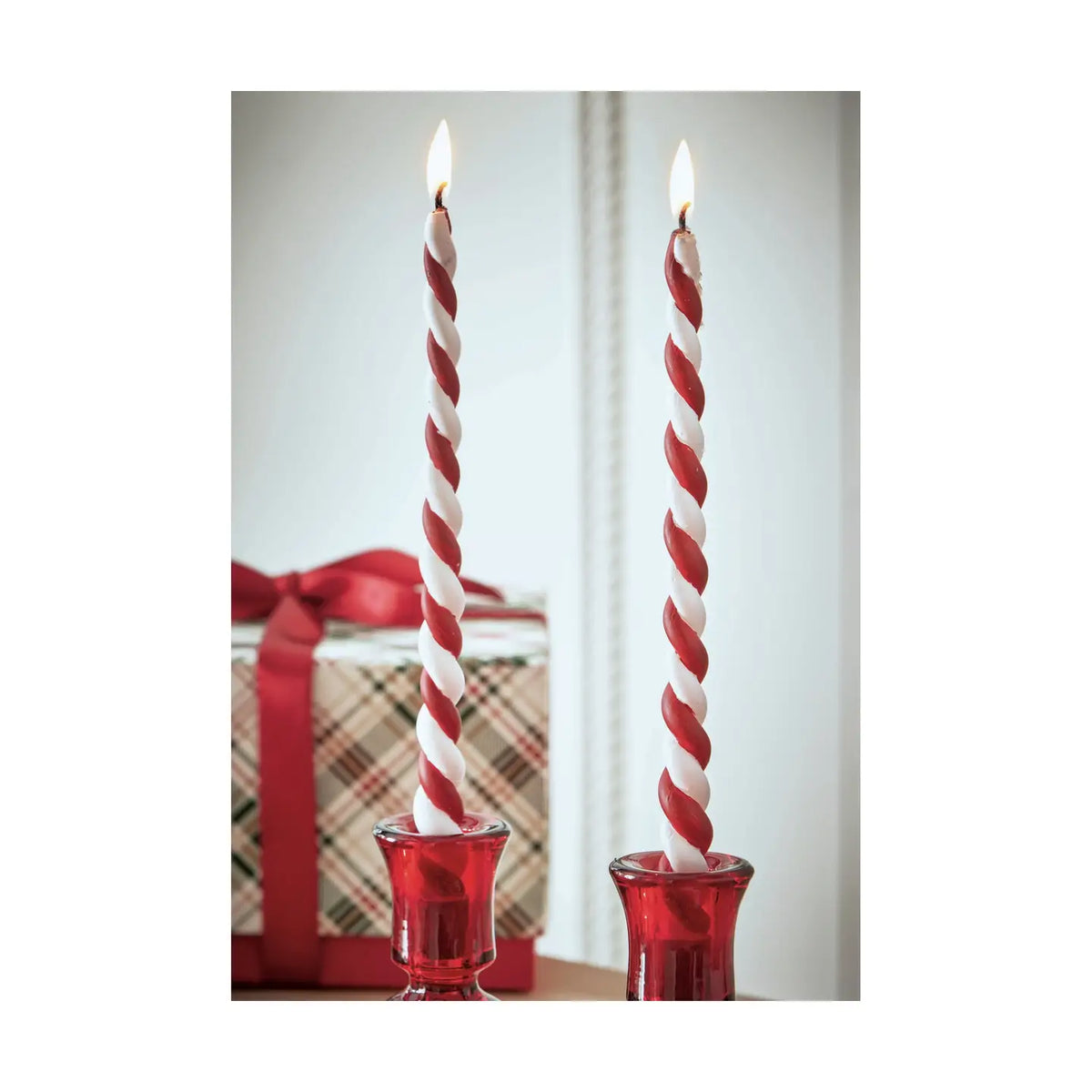 tag Twist Tapers (Set of 2): Christmas