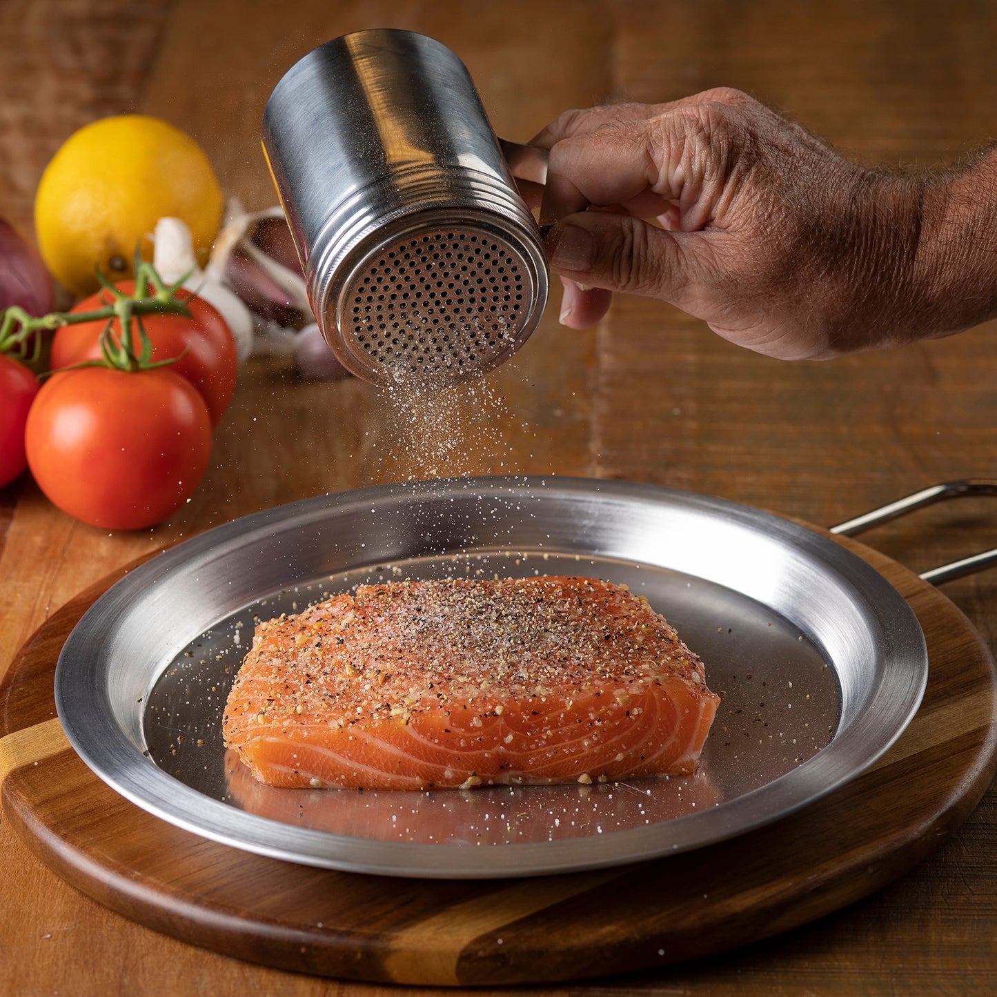 TableCraft Shaker