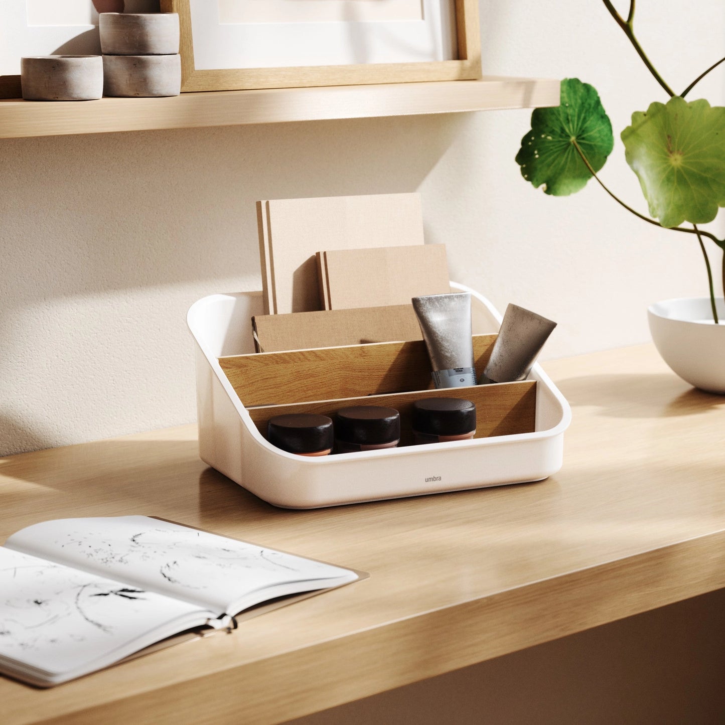 Umbra Bellwood Packet Organizer