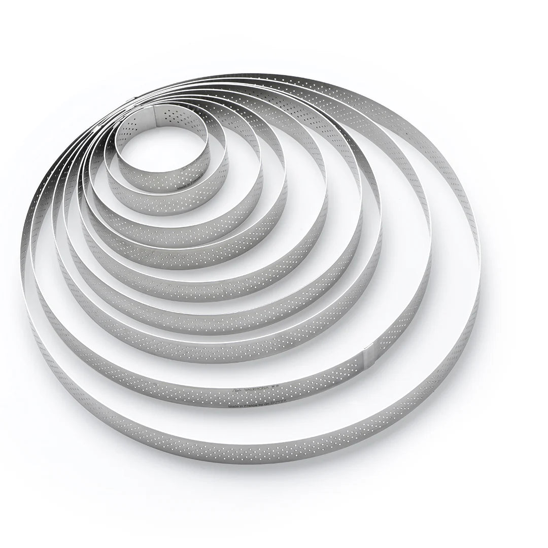 de Buyer Perforated Round Tart Rings: 0.8" tall