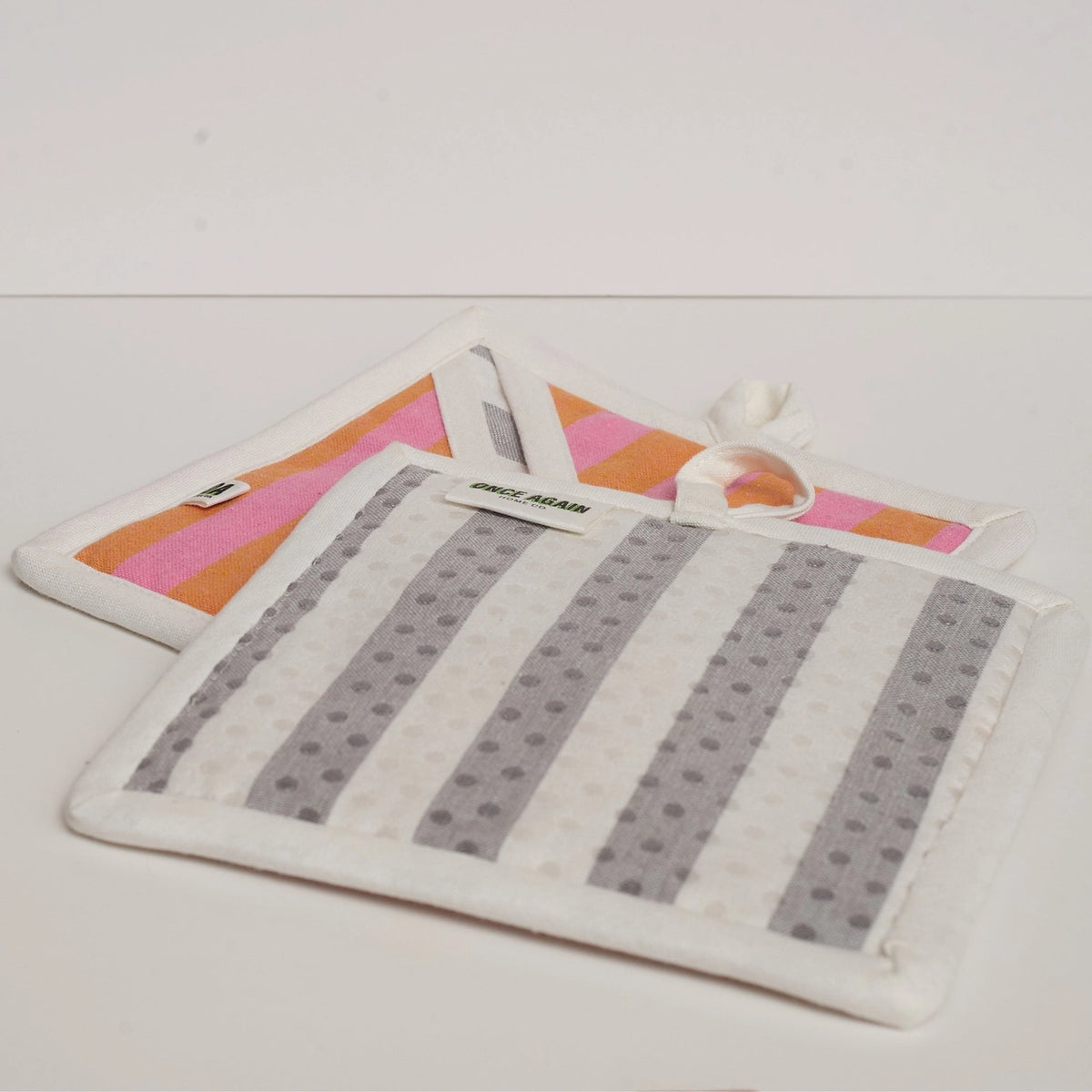 Once Again Home re:heat Potholders (Set of 2): Grey